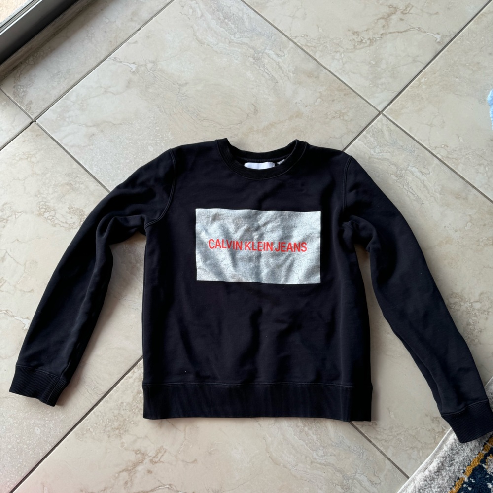 Calvin Klein Pullover Sweatshirt Long Sleeve Front Logo black Size small